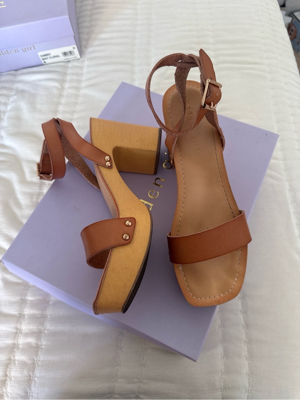 Madden Girl Platform Sandals in Light Cognac - Picture 3 of 4